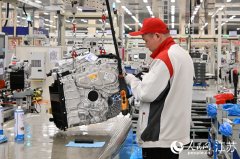 上不少农户跟着养起了肉鸡