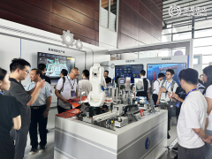 鸿不是简单的系统移植